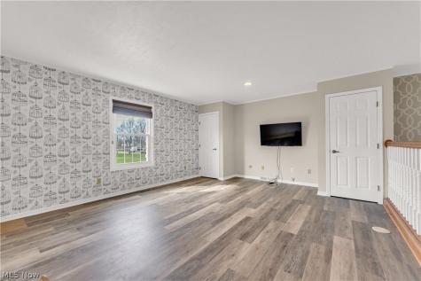 16090 Yarmouth Oval Middleburg Heights OH 44130