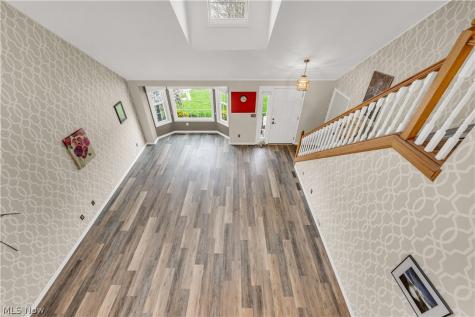 16090 Yarmouth Oval Middleburg Heights OH 44130