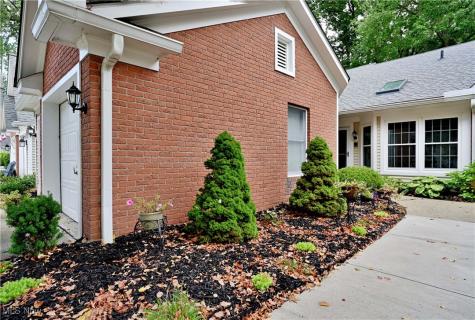 225 Westwind Drive Avon Lake OH 44012