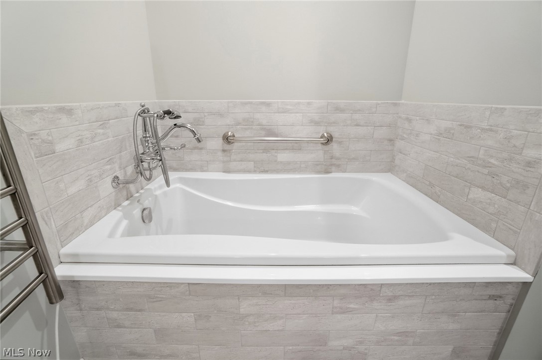 22 Hidden Valley Rocky River OH 44116