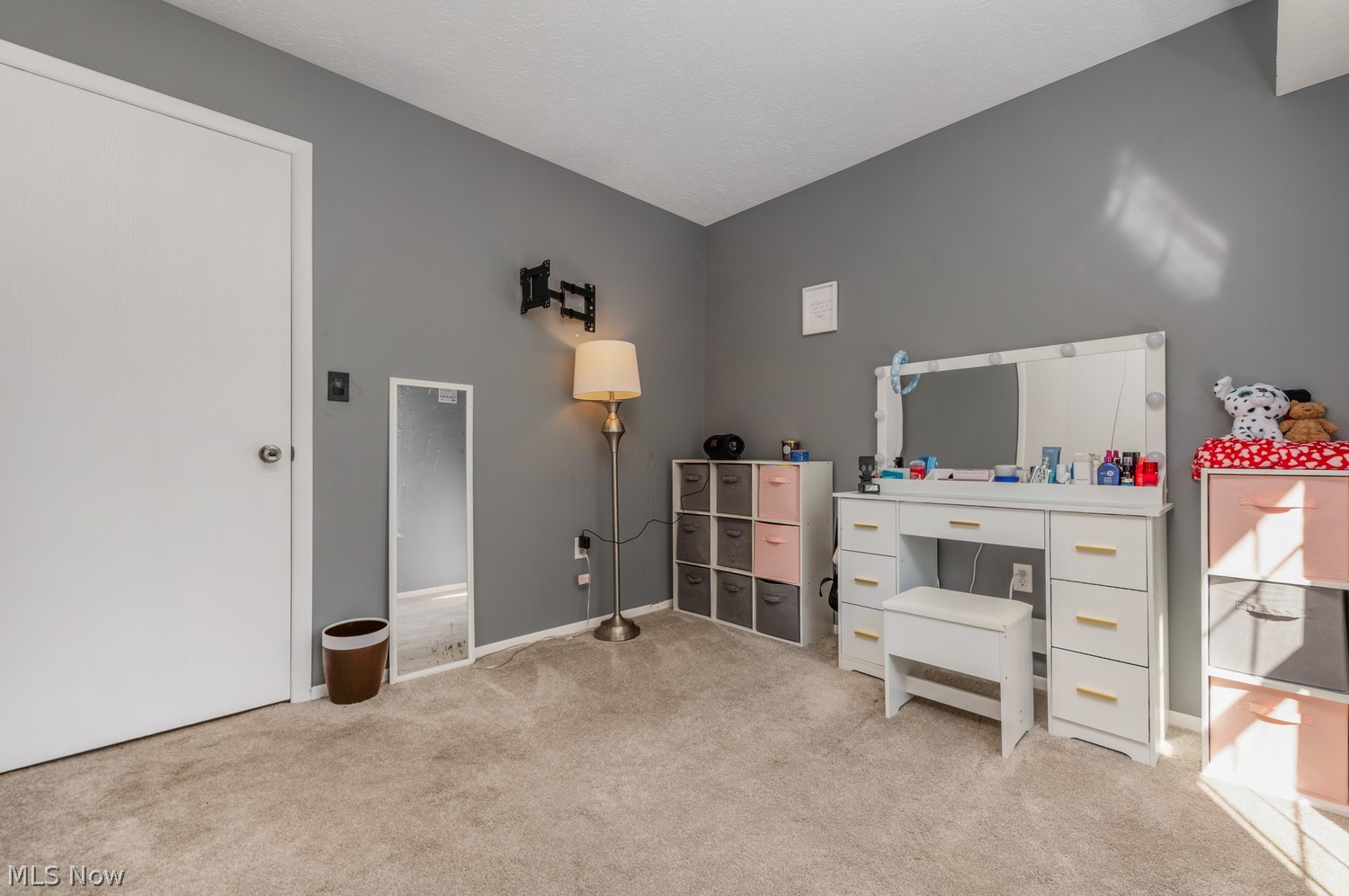 1930 King James Parkway Westlake OH 44145