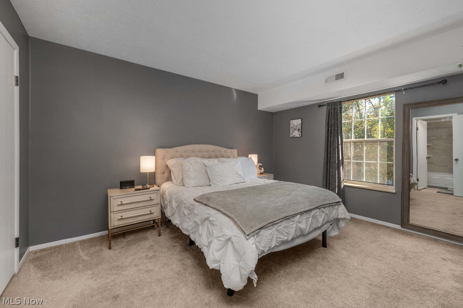 1930 King James Parkway Westlake OH 44145