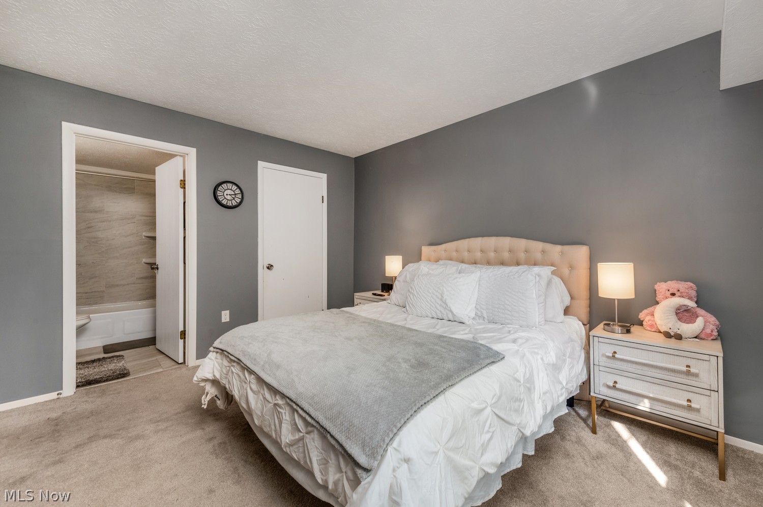 1930 King James Parkway Westlake OH 44145