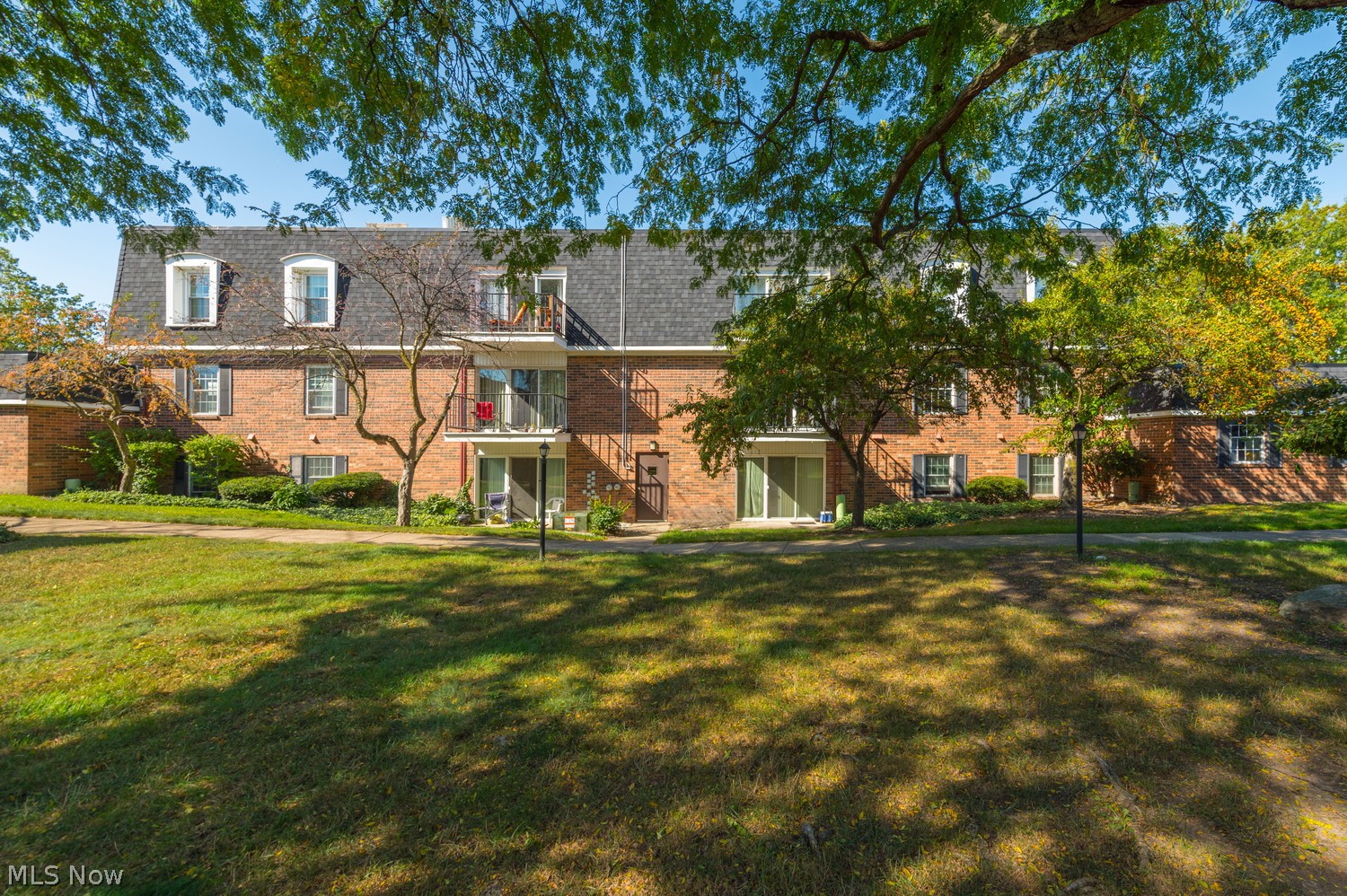 1930 King James Parkway Westlake OH 44145