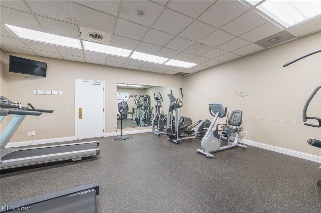 1930 King James Parkway Westlake OH 44145