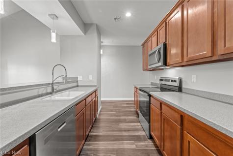 5547 Beavercrest Drive Lorain OH 44053