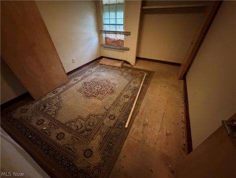 9404 Mount Auburn Avenue Cleveland OH 44104