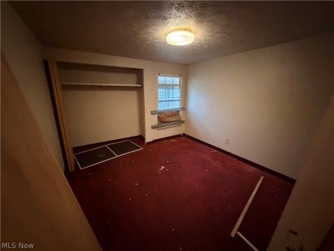 9404 Mount Auburn Avenue Cleveland OH 44104