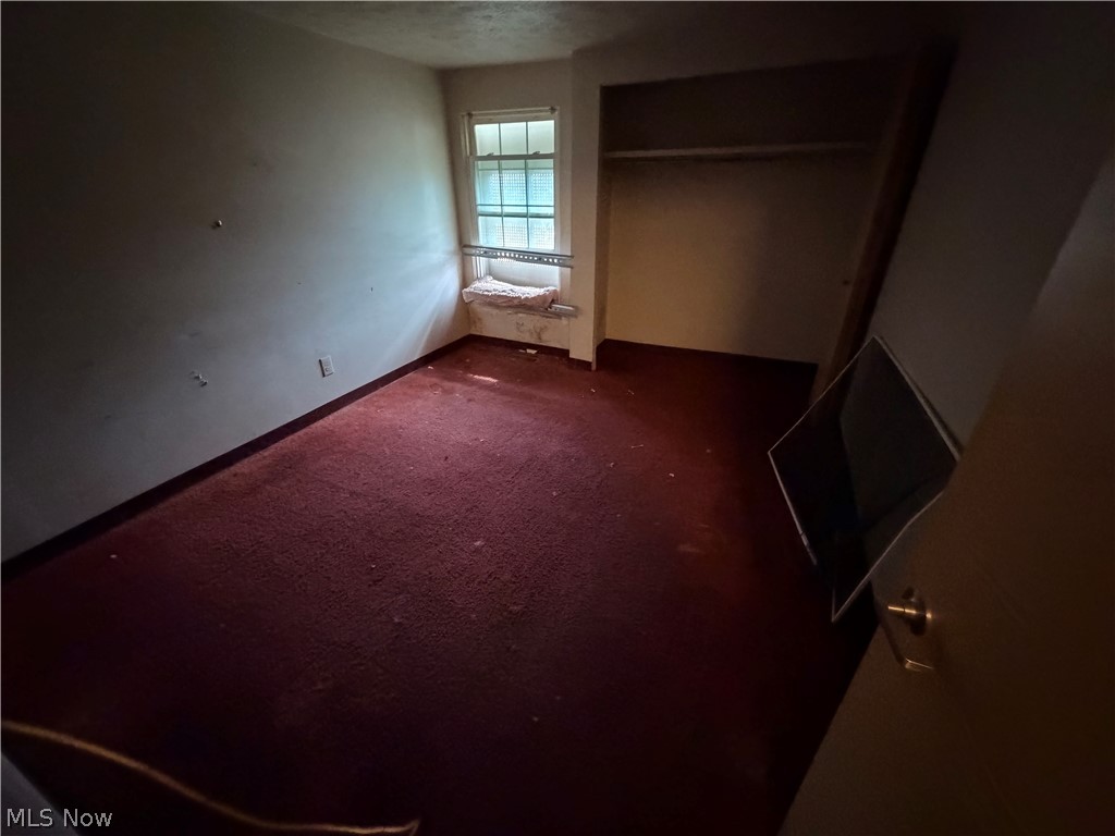 9404 Mount Auburn Avenue Cleveland OH 44104