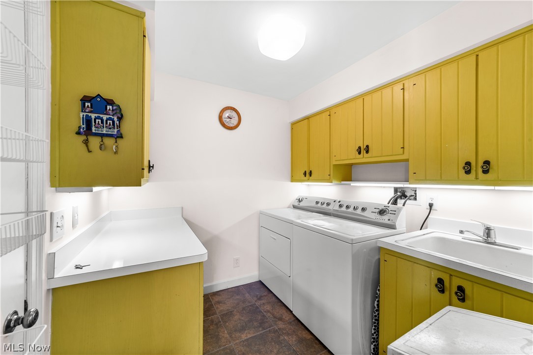 5200 Three Village Drive Lyndhurst OH 44124