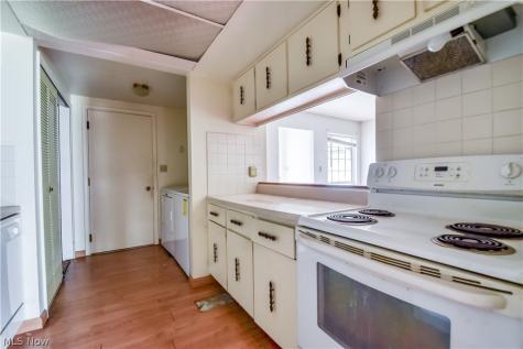 7982 Colonial Drive Mentor OH 44060