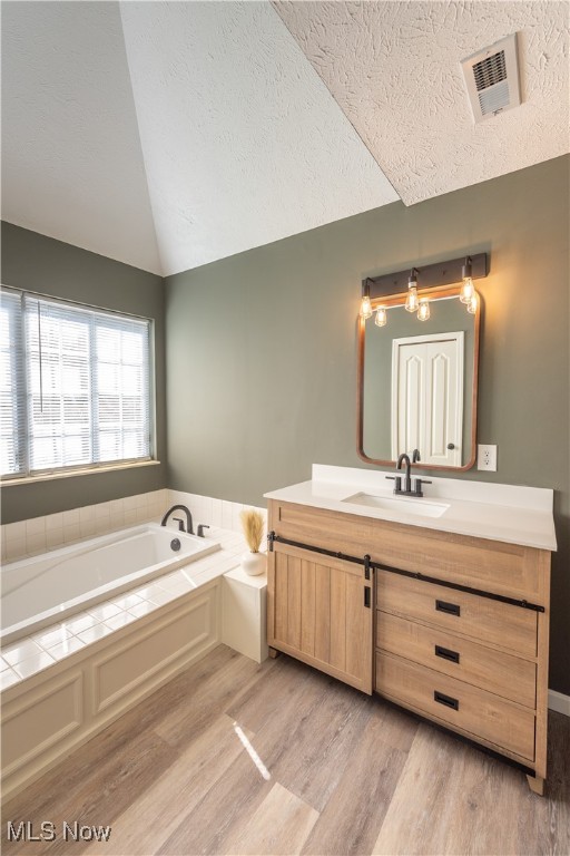 10448 E Cobblestone Lane Twinsburg OH 44087