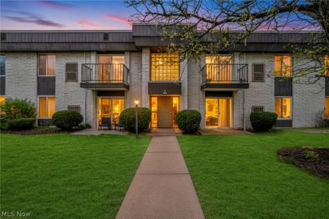 8583 N Akins Road North Royalton OH 44133