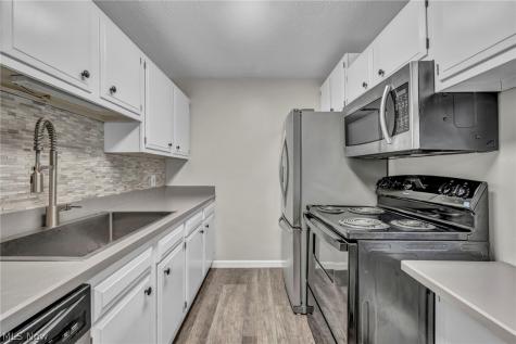 8583 N Akins Road North Royalton OH 44133