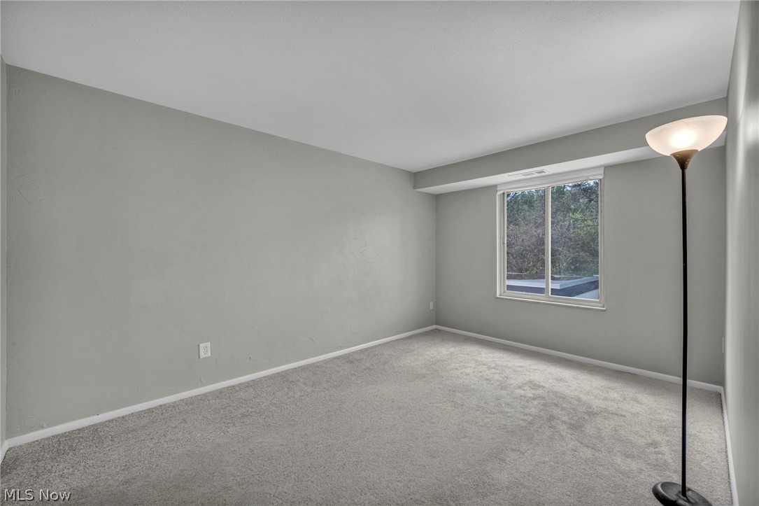 8583 N Akins Road North Royalton OH 44133