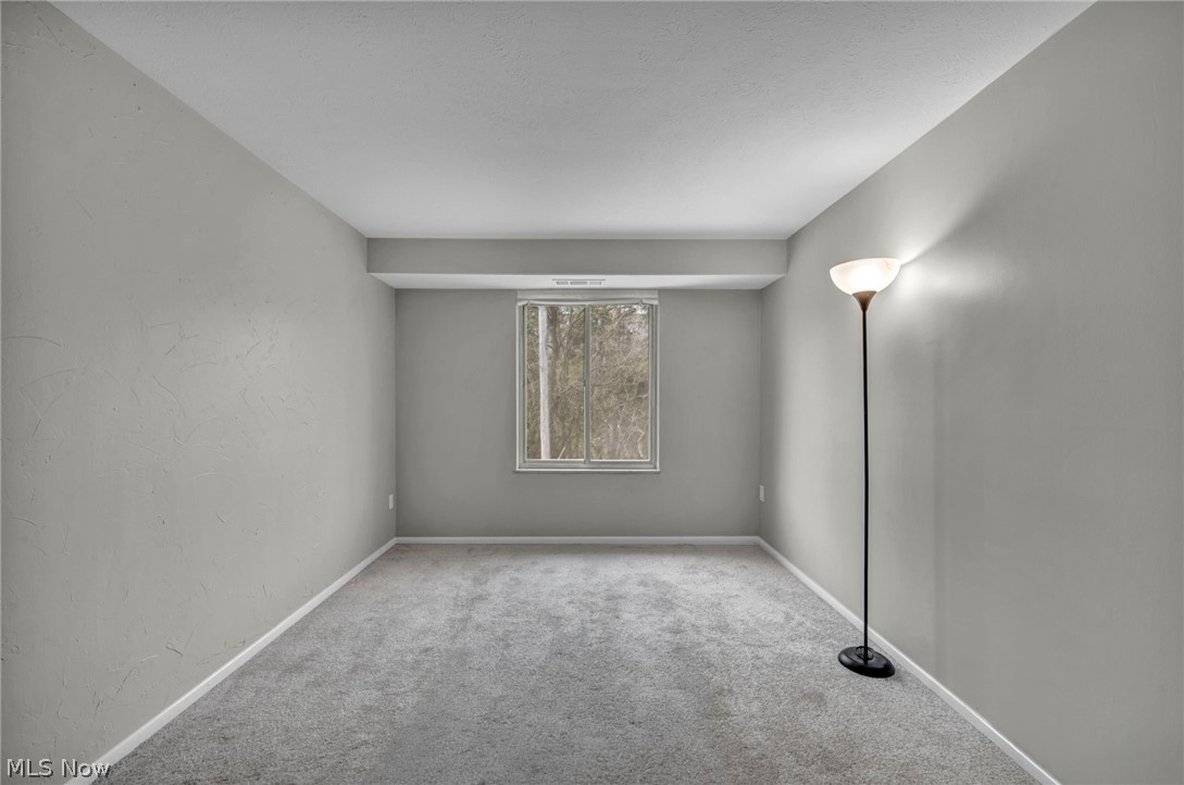 8583 N Akins Road North Royalton OH 44133