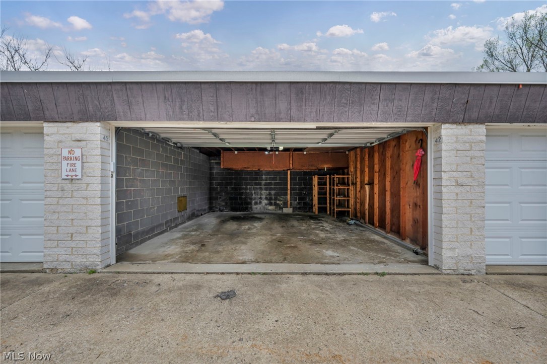 8583 N Akins Road North Royalton OH 44133