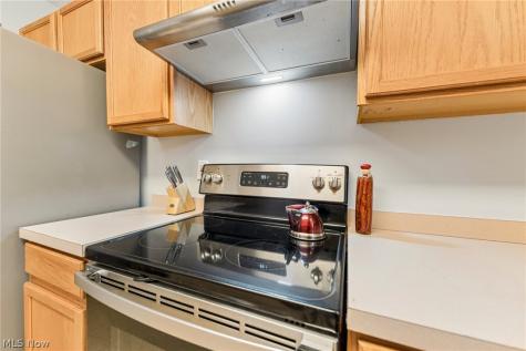 23208 Bennington Hamlet Circle Euclid OH 44123