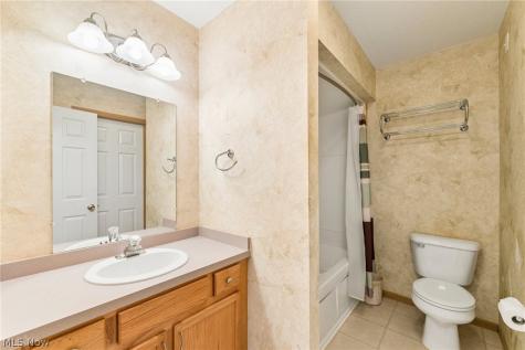 23208 Bennington Hamlet Circle Euclid OH 44123