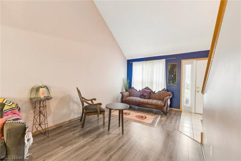 23208 Bennington Hamlet Circle Euclid OH 44123