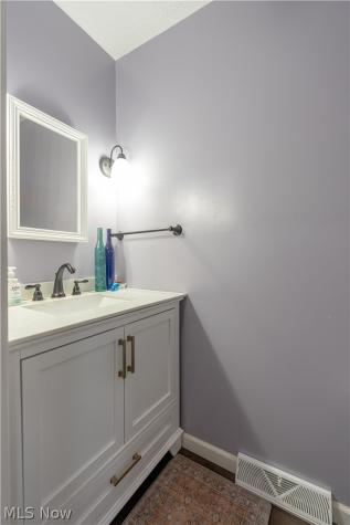 2344 Echo Valley Drive Stow OH 44224