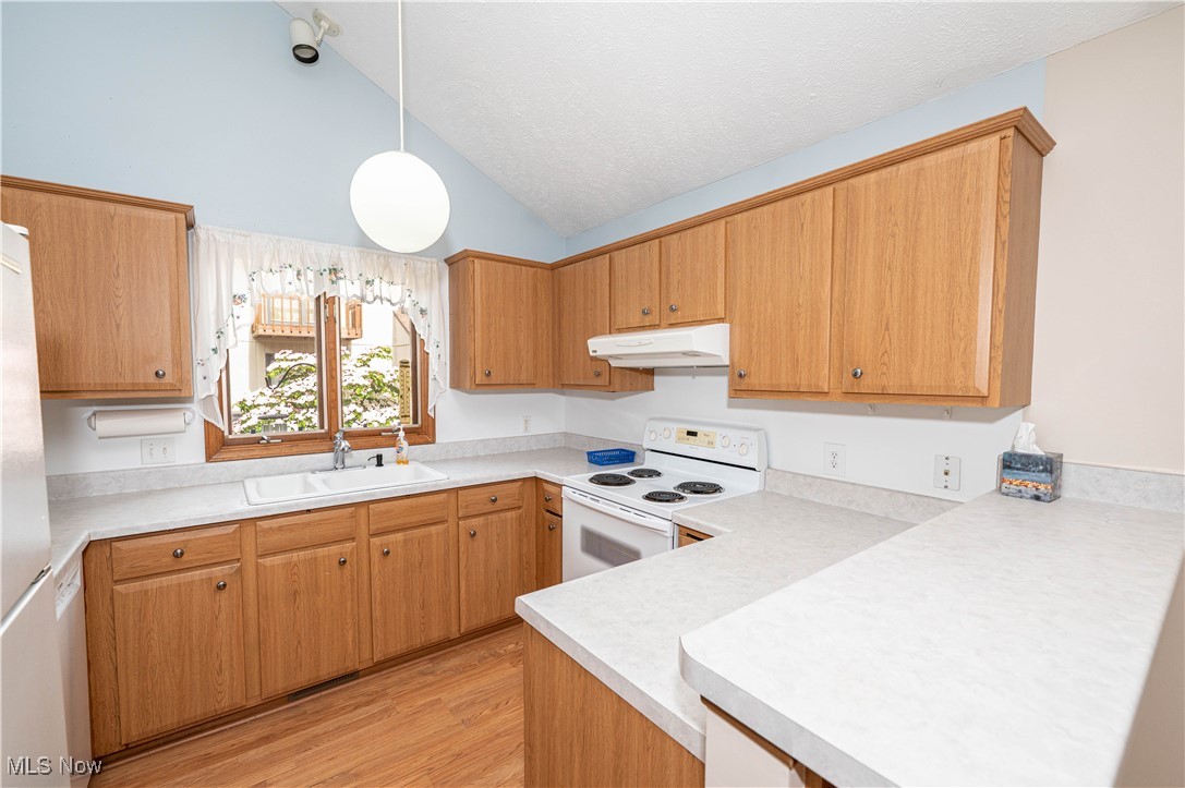 2405 Bunker Lane Willoughby OH 44094