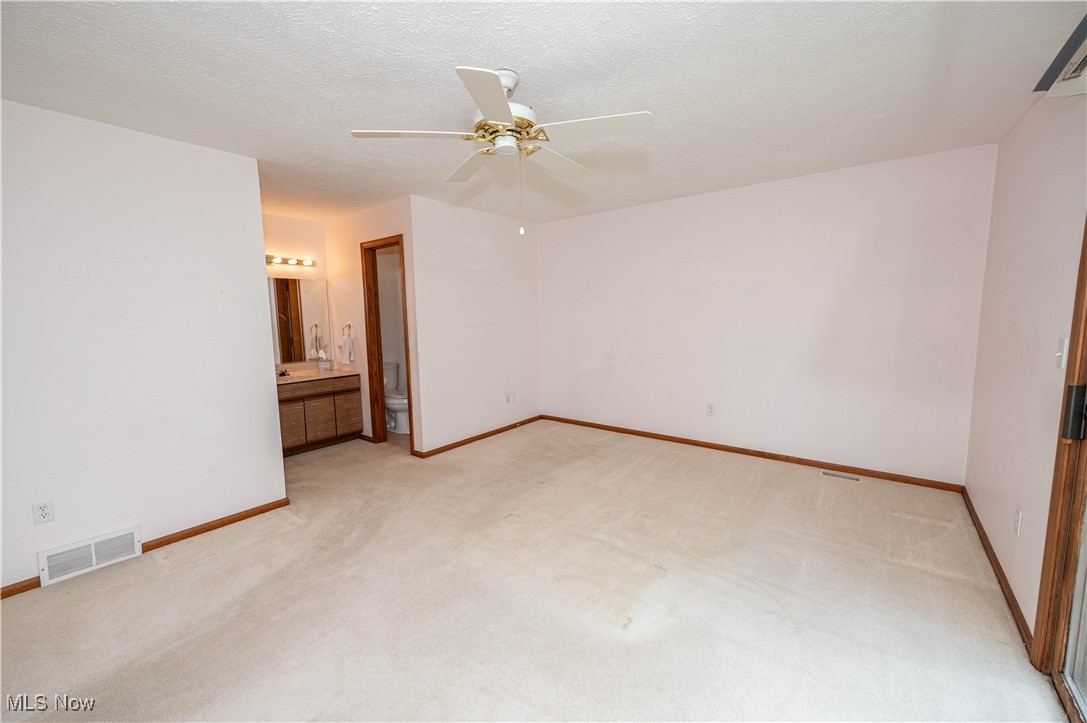 2405 Bunker Lane Willoughby OH 44094