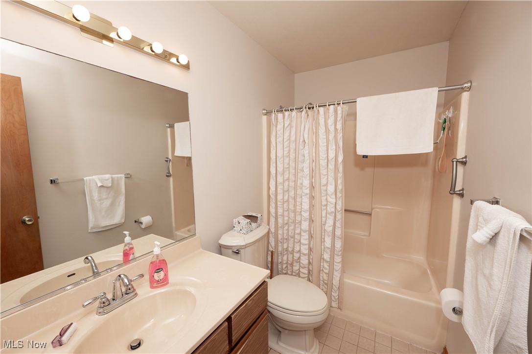 2405 Bunker Lane Willoughby OH 44094