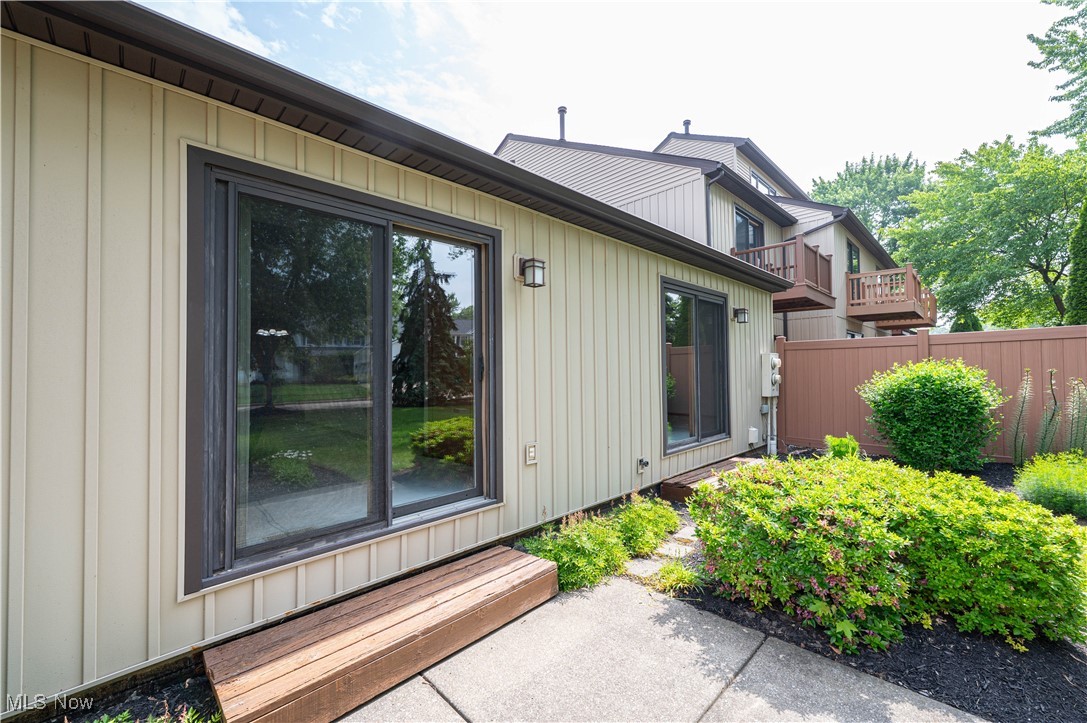 2405 Bunker Lane Willoughby OH 44094