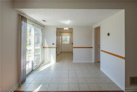 77 Firebush Lane Northfield OH 44067