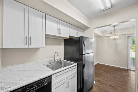 4919 Friar Road Stow OH 44224