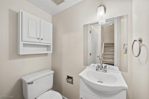 4919 Friar Road Stow OH 44224