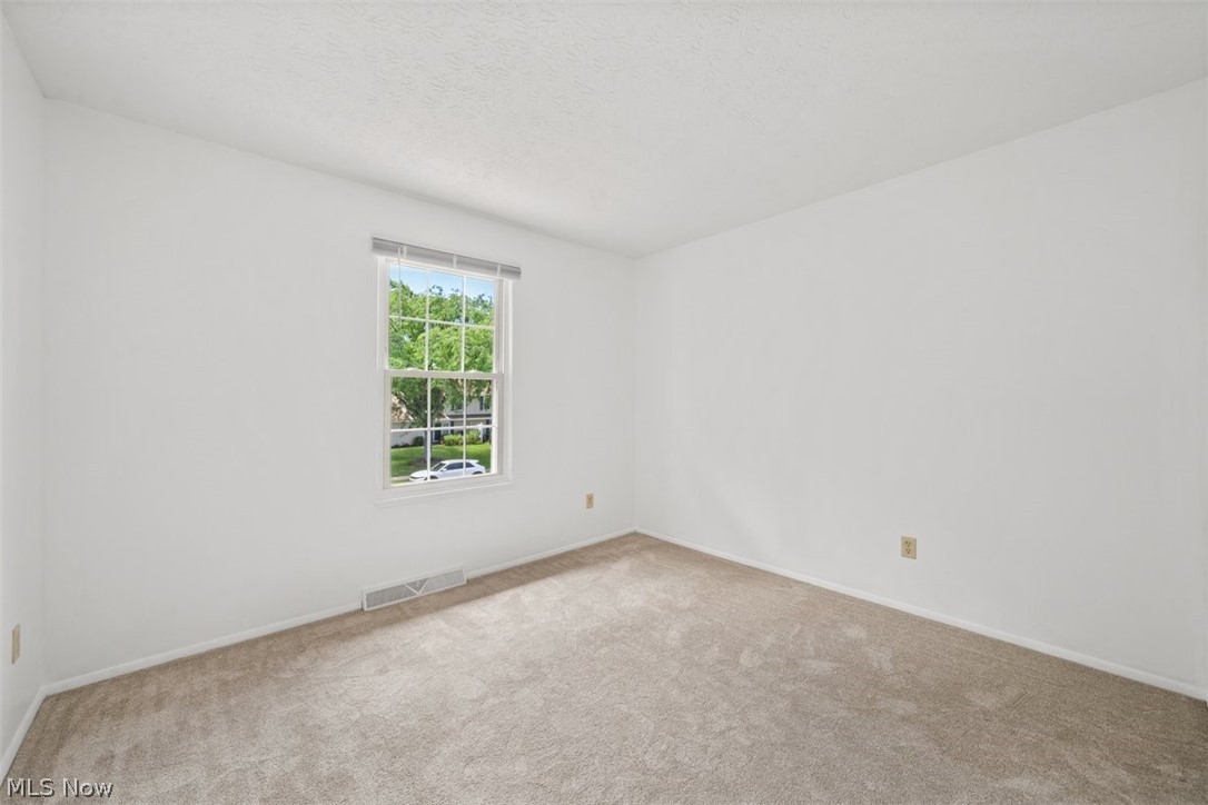 4919 Friar Road Stow OH 44224