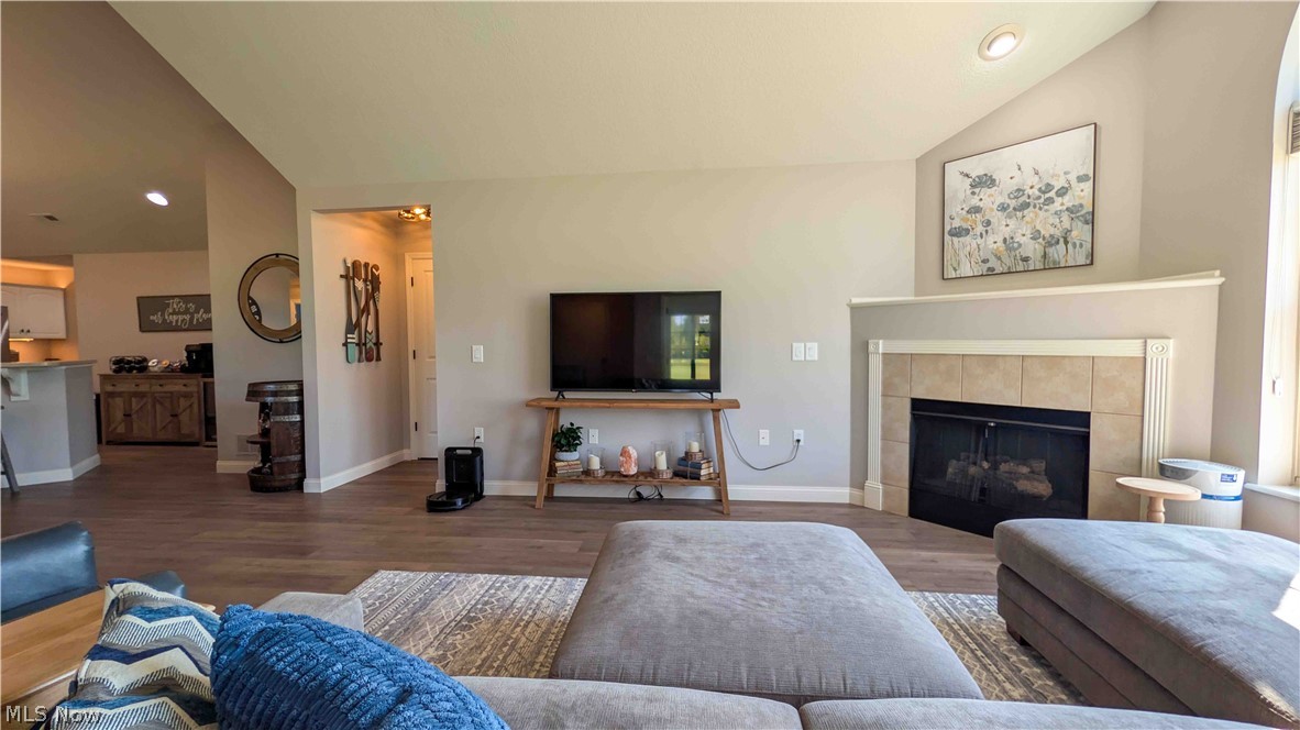 2680 N Canterbury Circle Port Clinton OH 43452