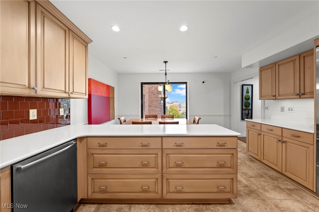 27500 Cedar Road Beachwood OH 44122