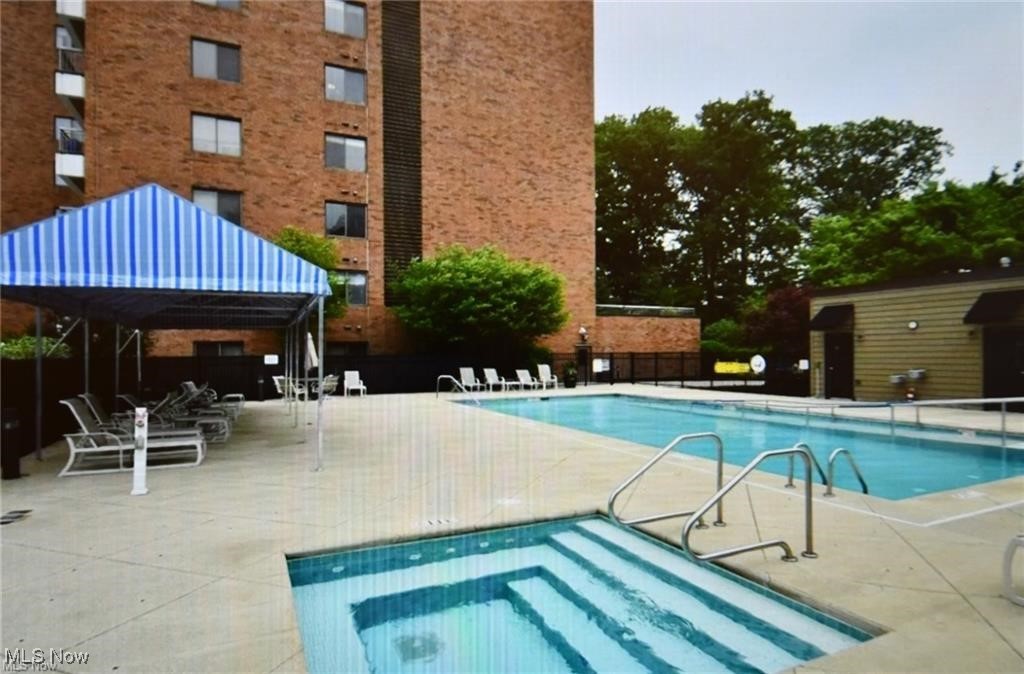 27500 Cedar Road Beachwood OH 44122