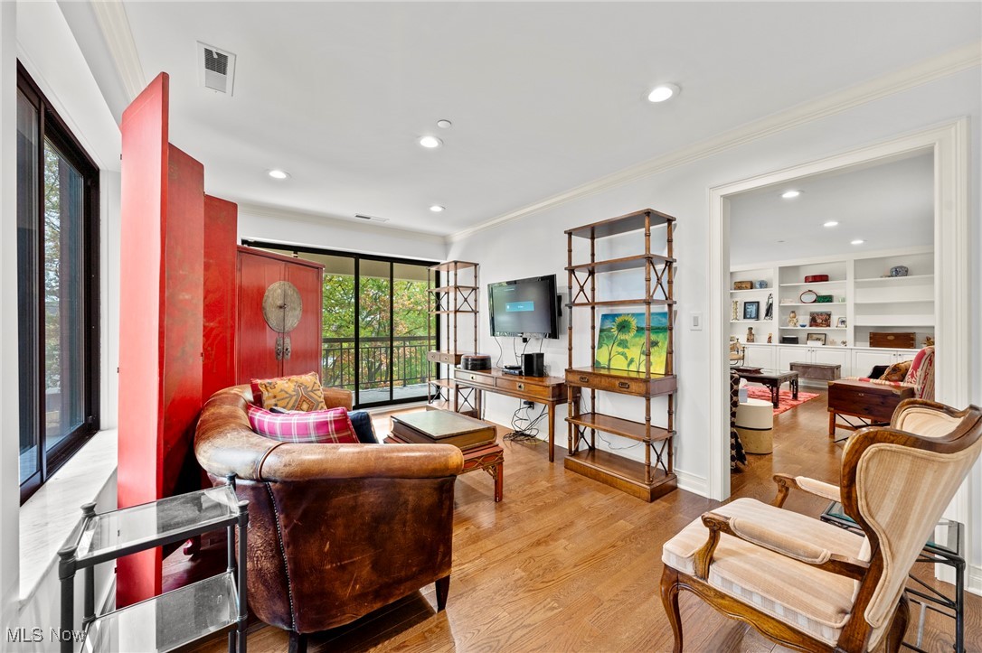 27500 Cedar Road Beachwood OH 44122