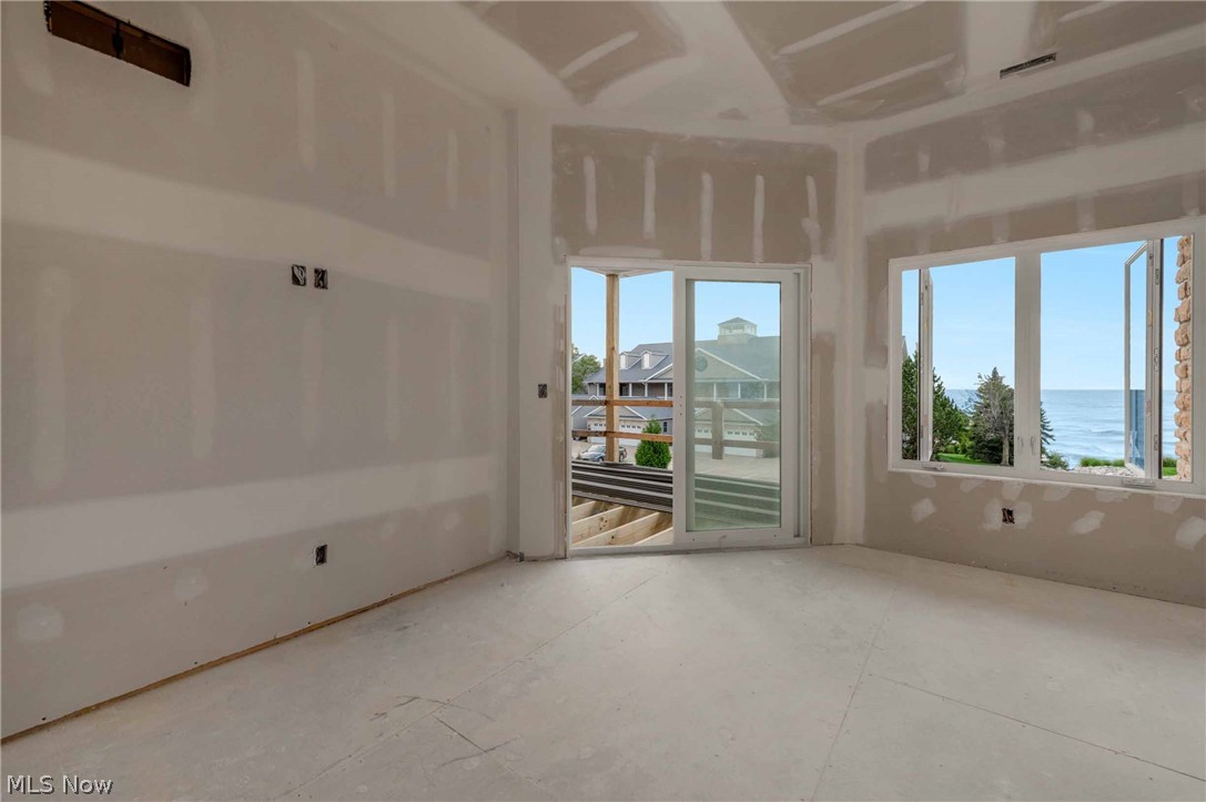 2785 Whispering Shores Drive Vermilion OH 44089
