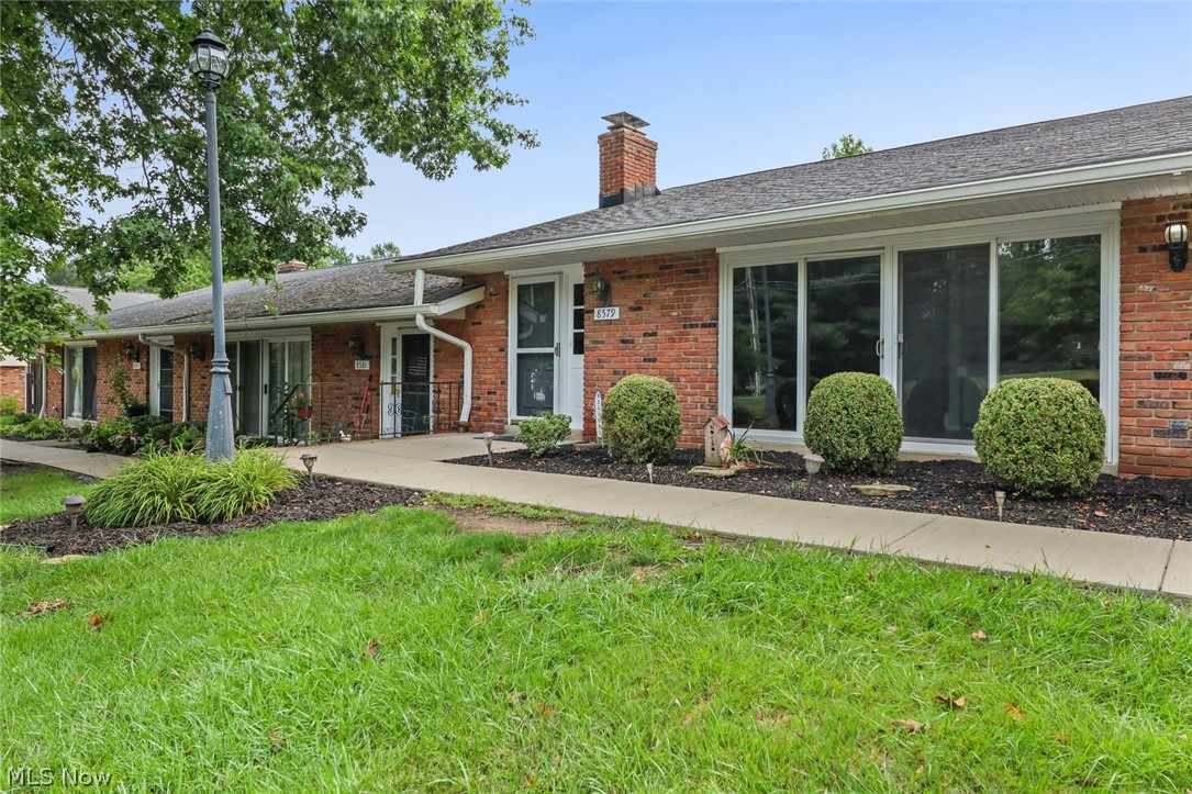 8579 Tanglewood Trail Chagrin Falls OH 44023