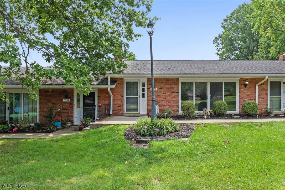 8579 Tanglewood Trail Chagrin Falls OH 44023