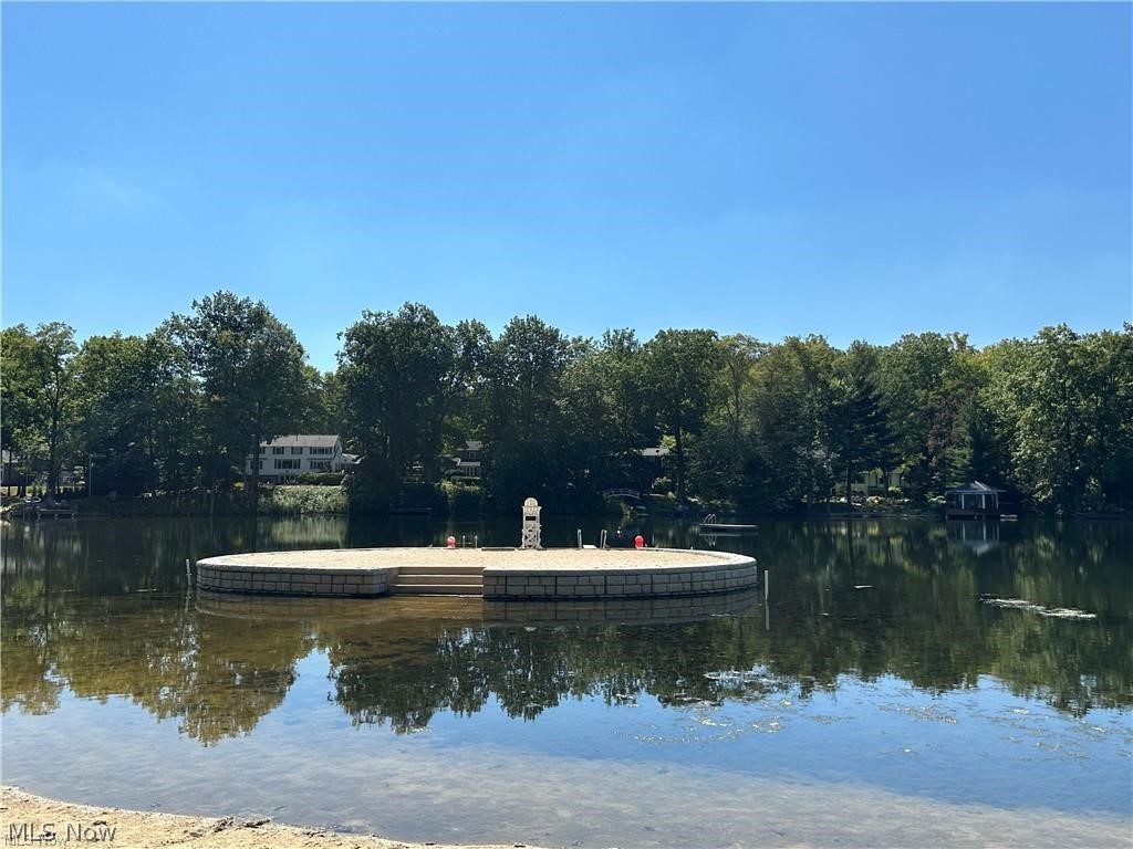 8579 Tanglewood Trail Chagrin Falls OH 44023