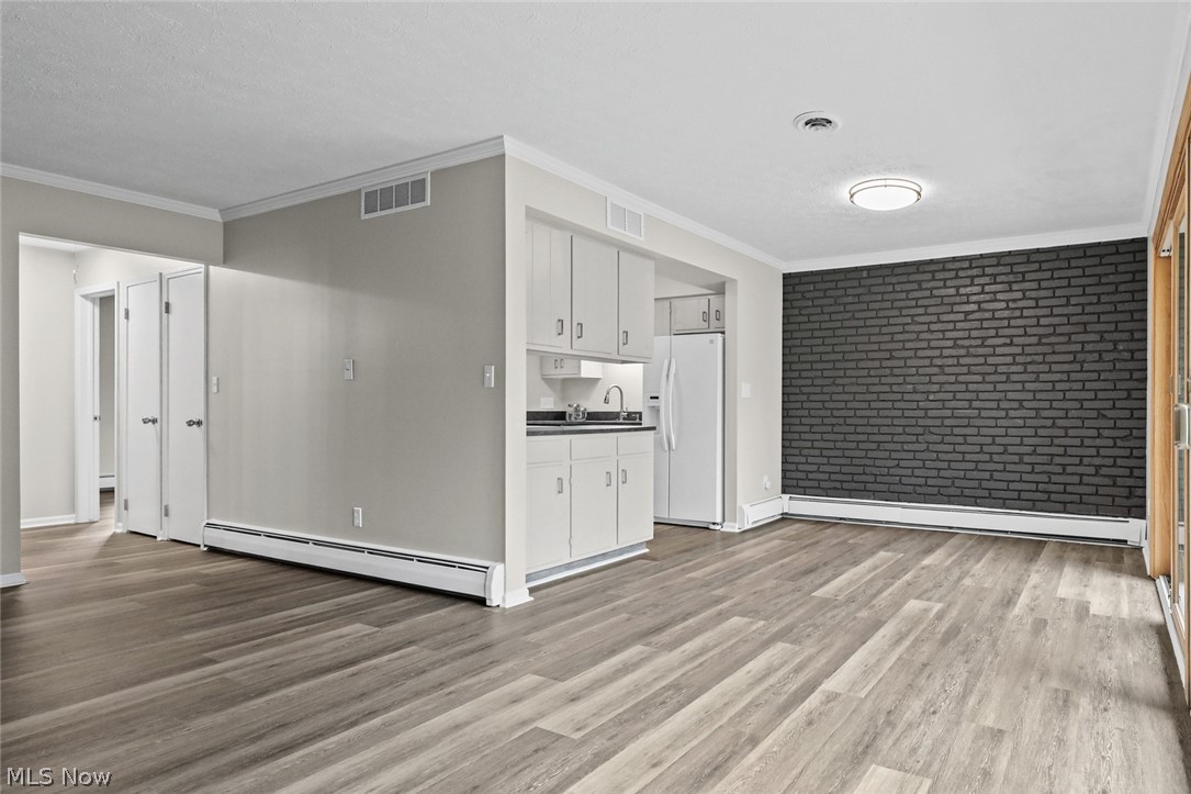8579 Tanglewood Trail Chagrin Falls OH 44023