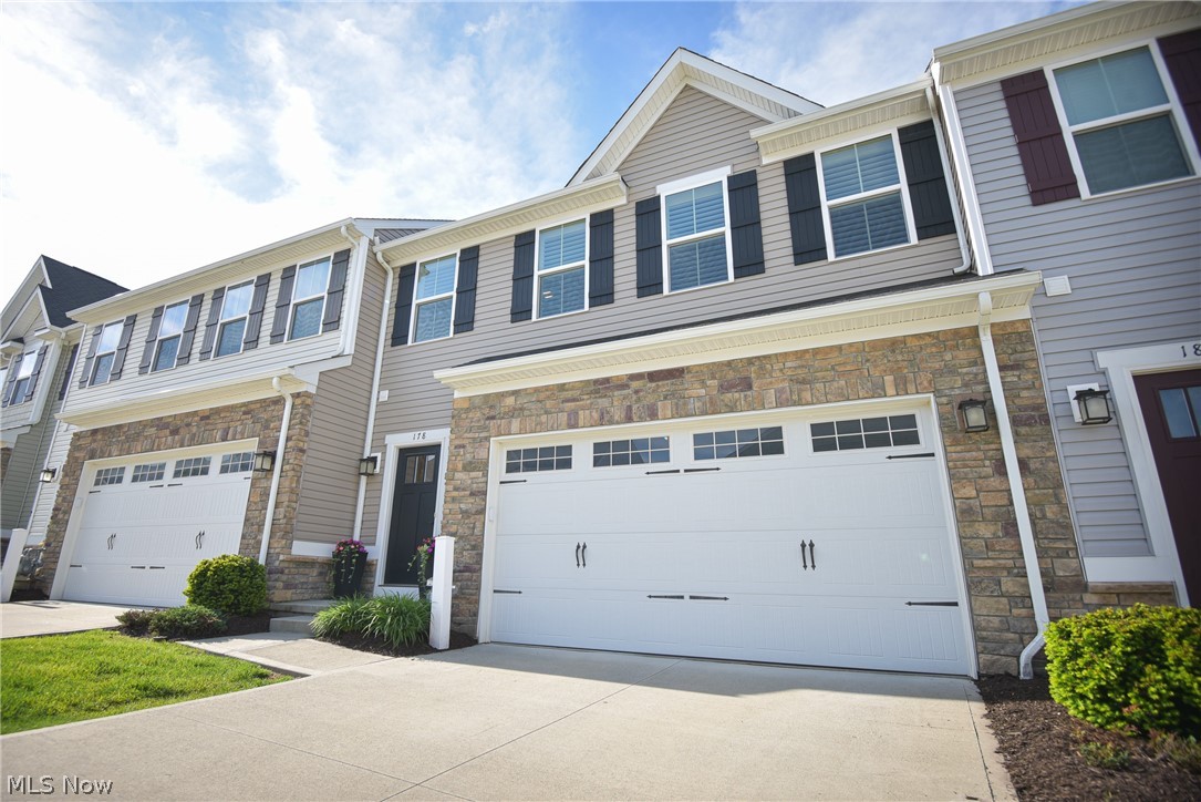 178 Topsail Drive Medina OH 44256