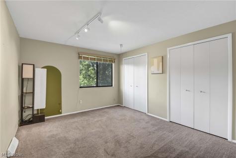 11757 Harbour Light Drive North Royalton OH 44133