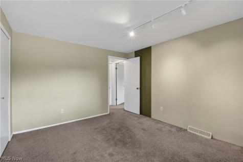 11757 Harbour Light Drive North Royalton OH 44133