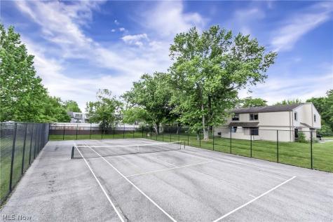 11757 Harbour Light Drive North Royalton OH 44133