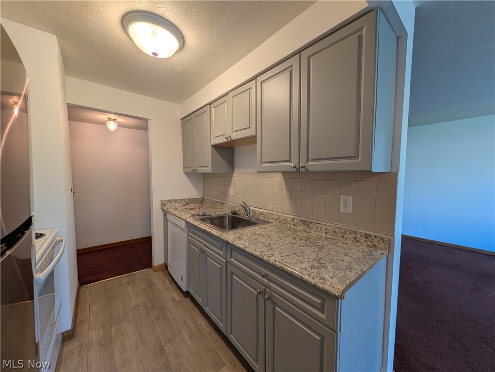 22121 River Oaks Rocky River OH 44116