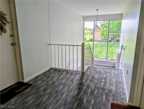 22121 River Oaks Rocky River OH 44116