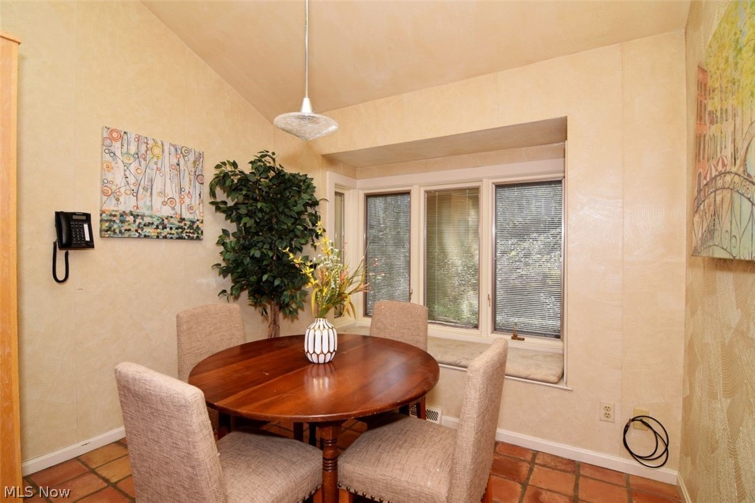 3835 Acorn Trail Orange OH 44022