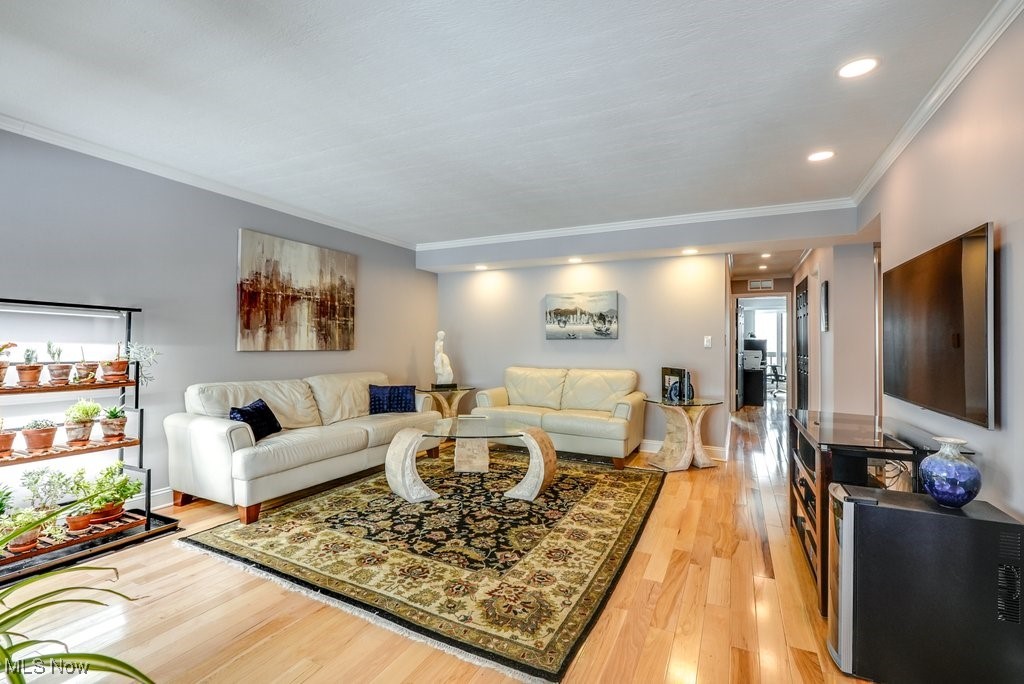 6340 Greenwood Parkway Sagamore Hills OH 44067